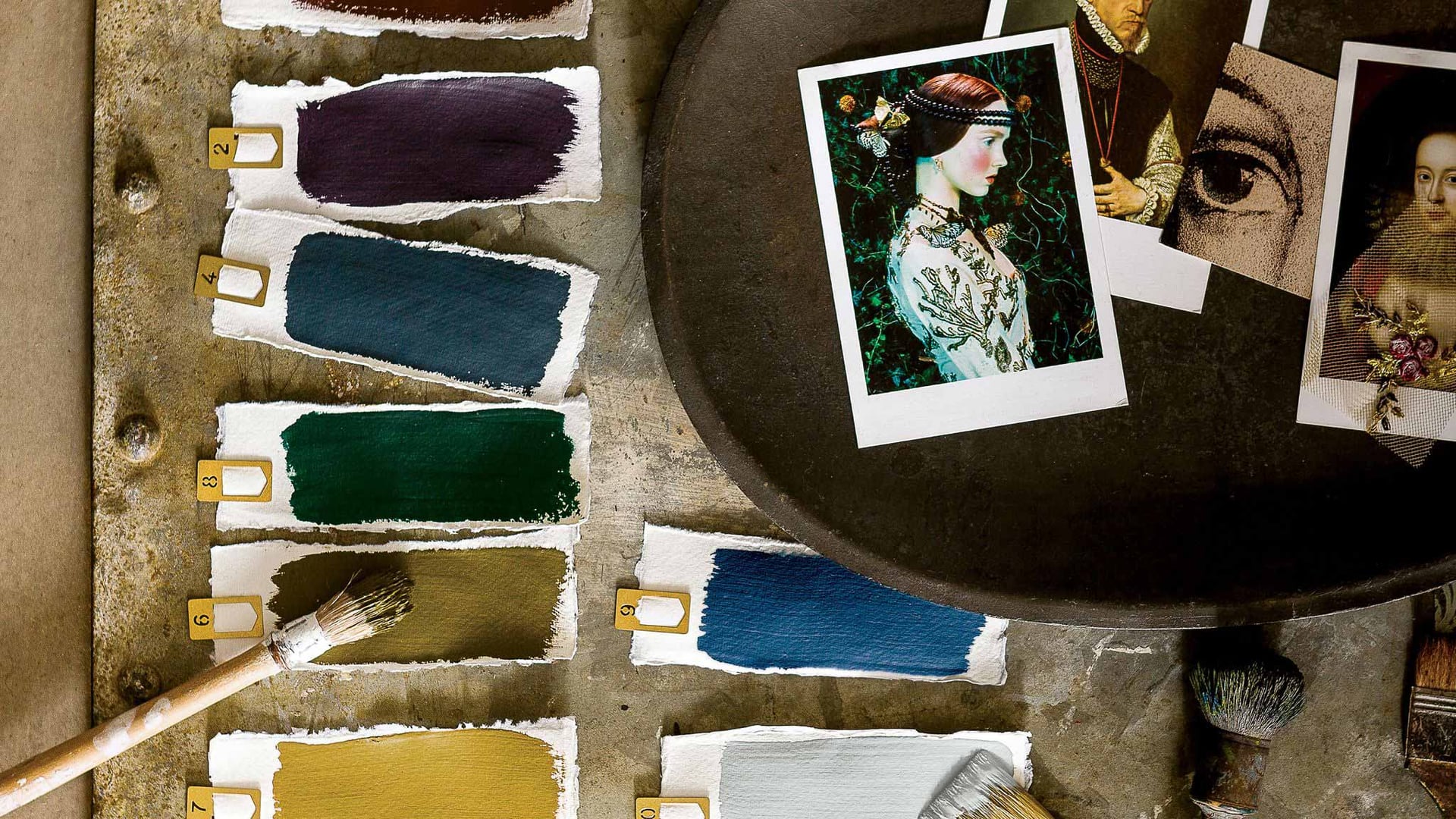 Article Page - Five reasons to use a dark and spectacular color scheme in your home