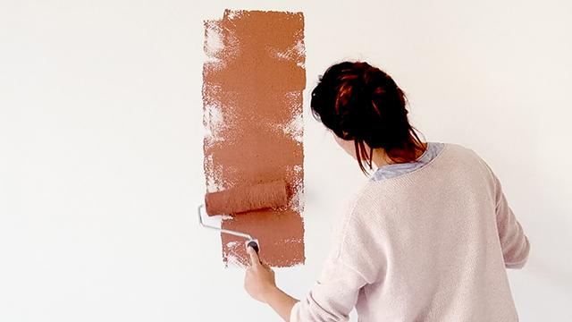 muren verven lees hier praktische tips voor een mooi eindresultaat verf in alle kleuren voor binnen en buiten flexa flexa